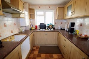 Kitchen- click for photo gallery